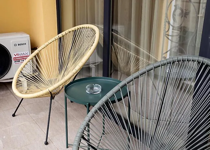 Апартамент Stylish With Balcony - Bella Vita, By Flat Mаnаger Варна