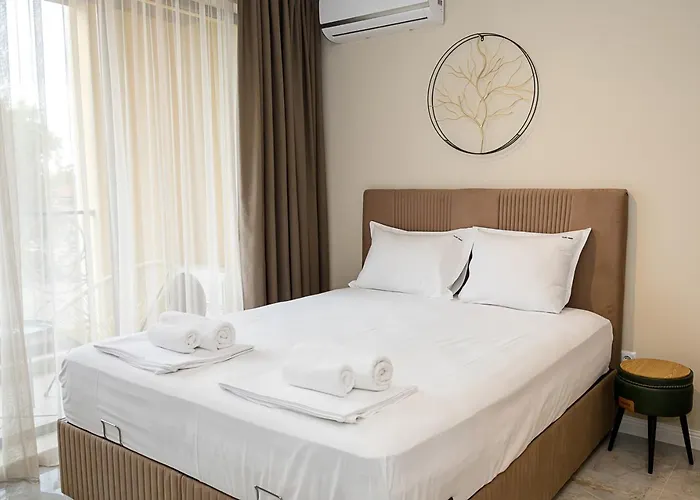 Stylish With Balcony - Bella Vita, By Flat Mаnаger