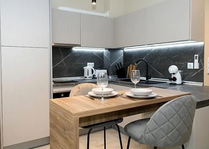 Stylish With Balcony - Bella Vita, By Flat Mаnаger Διαμέρισμα